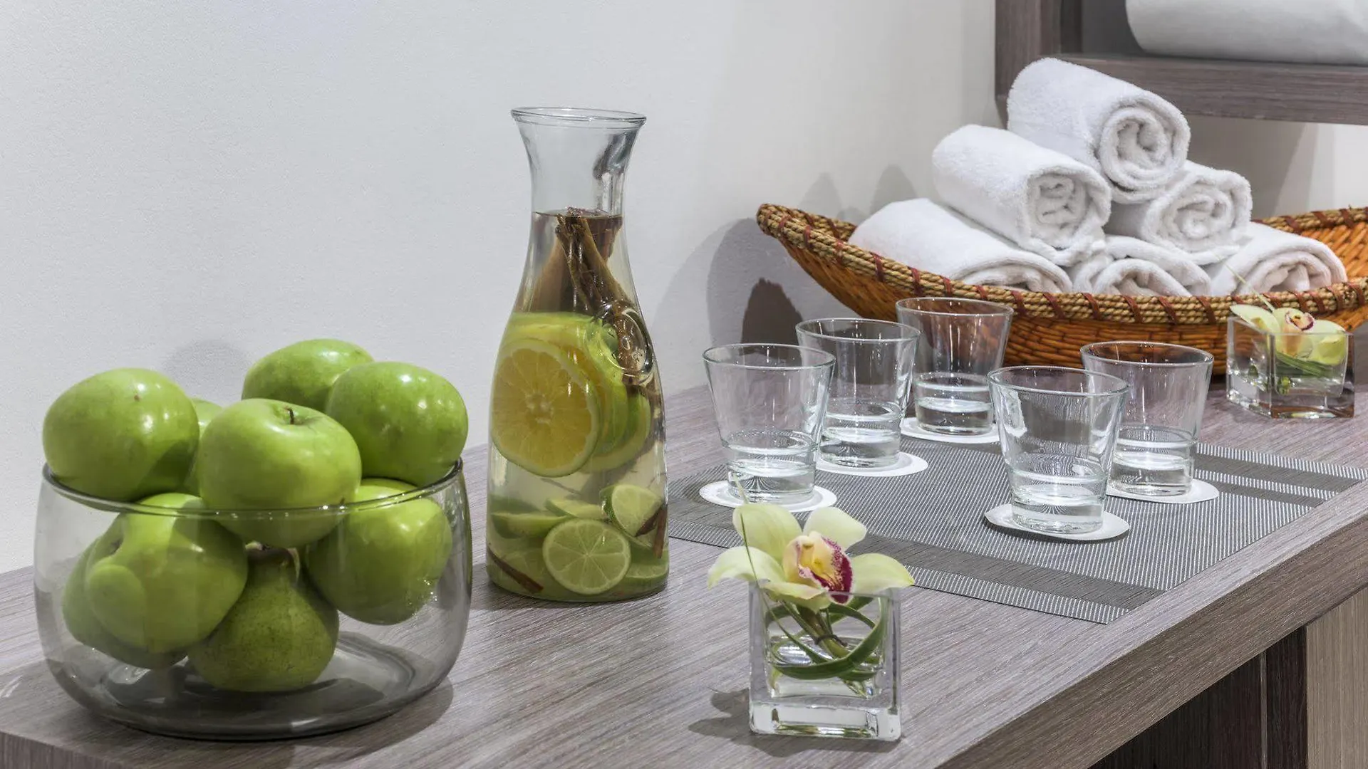 Nh Collection Bogota Royal Teleport Hotel