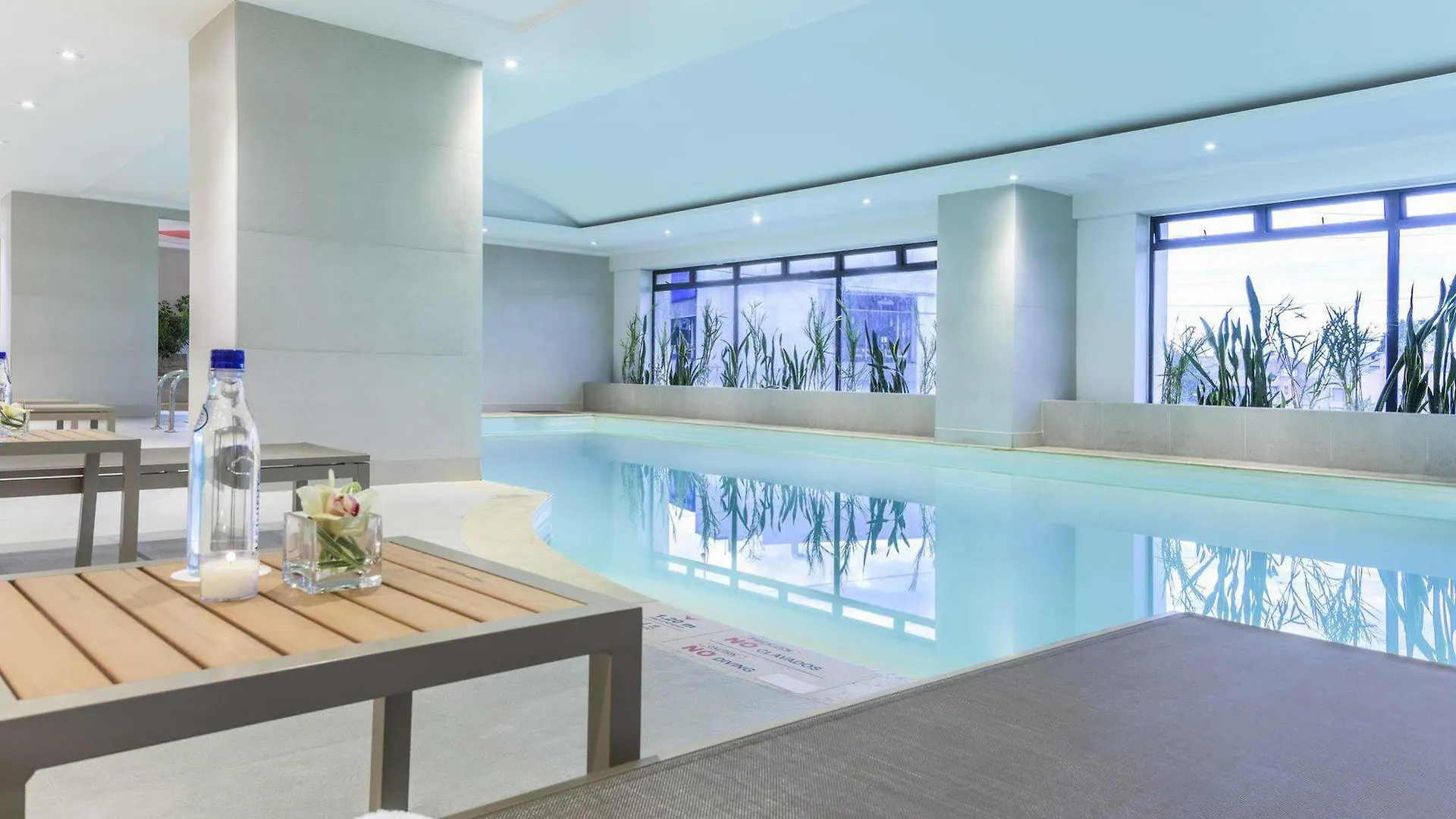Nh Collection Bogota Royal Teleport Hotel 5*,