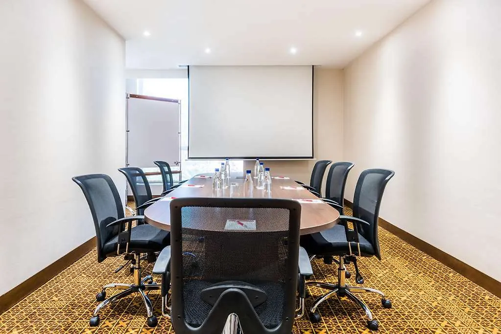 Nh Collection Bogota Royal Teleport Hotel