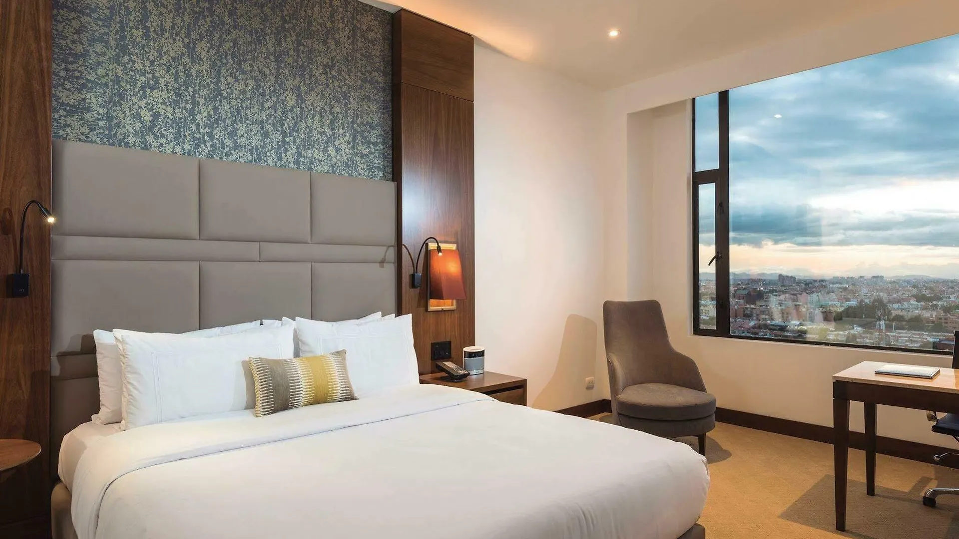 Nh Collection Bogota Royal Teleport Hotel Colombia
