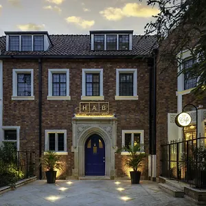 Hab Hotel